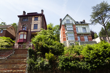 Vorstadtvillen in Lüttich, Belgien