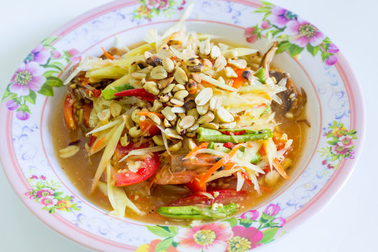 Thai papaya salad food