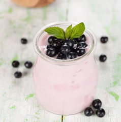 Yogurt with blueberries