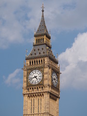 Fototapeta na wymiar Clock Tower - Londyn