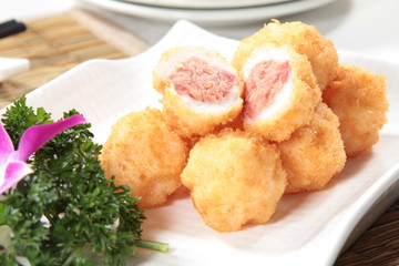 肉詰め団子