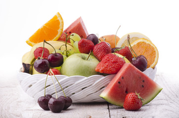 cestino di frutta fresca