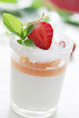 strawberries with sugar