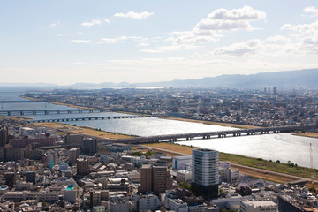大阪の街並、北区より淀川を望む