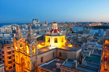 Malta view by night - obrazy, fototapety, plakaty