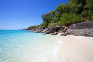 Crédence en verre imprimé Whitehaven Beach, île de Whitsundays, Australie Mer ciel rochers plage