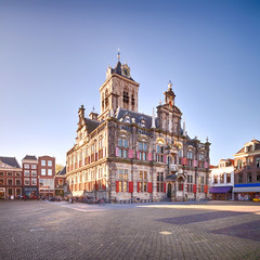 Fototapeta na wymiar Ratusz w stylu renesansowym z Delft, Holandia