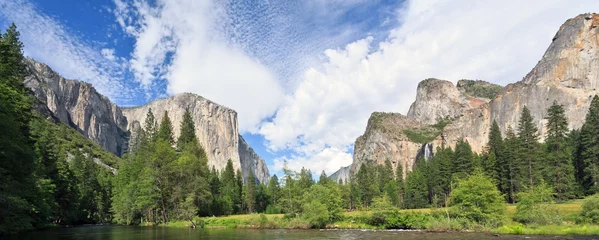 Wandcirkels aluminium Yosemite Valley © Mariusz Blach