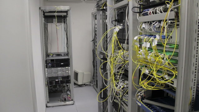 datacenter with high speed communication techmology