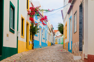 Romantische Strasse in Algarve Portugal - obrazy, fototapety, plakaty