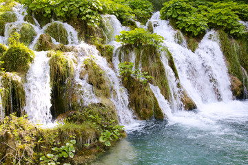 Mini waterfalls on Plitvice laiks, Croatia