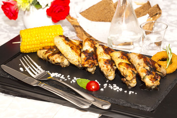 Куриные крылышки, запеченные на гриле