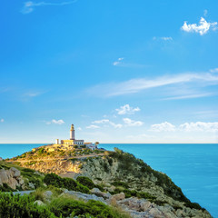 Fototapeta na wymiar Latarnia morska w Cap de Formentor, Majorka