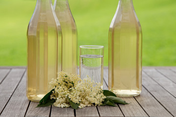 holunderblütensirup