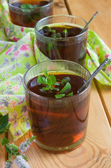Black tea with mint