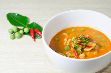 Dried red pork coconut curry (Panaeng)