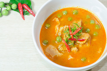 Dried red pork coconut curry (Panaeng)