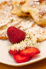 Holunderblüten-Pfannkuchen