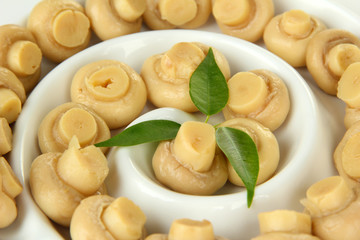 Mushrooms in bowl, close up