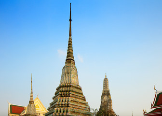 Fototapeta premium Phra Prang in Bangkok