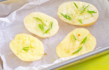 potato with rosemary and garlic