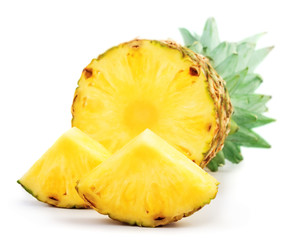 Pineapple with slices