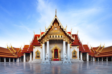 Fototapeta premium Marble Temple (Wat Benchamabophit Dusitvanaram),Bangkok,Thailand