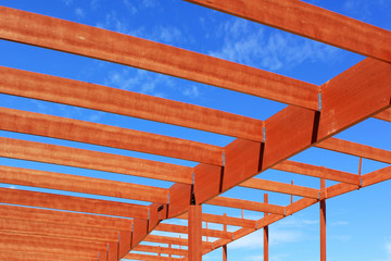 construction d'une charpente en bois
