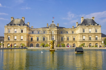 Fototapeta na wymiar French Senate and the Jardin du Luxembourg, Paris, France