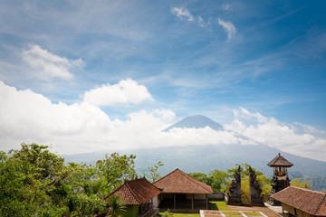 Fototapeta na wymiar Agung volcano, Bali, Indonesia.