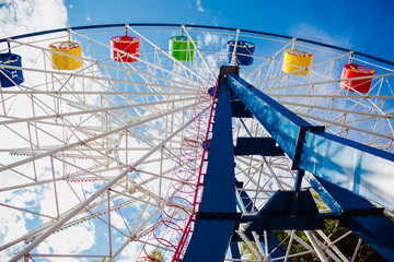 A colourful ferris wheel