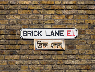 Fototapeta na wymiar Brick lane sign in London