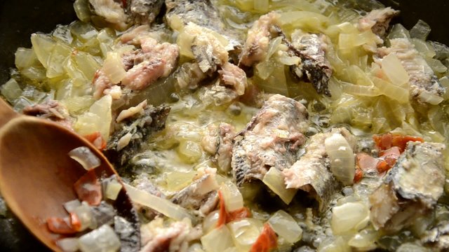 Condimento con acciughe Sauce with anchovies