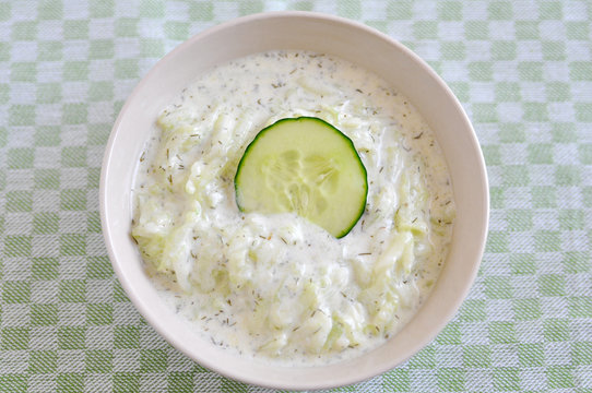 Tzatziki, Gurkensalat