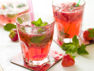 strawberry mojito or lemonade