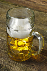 Bayern, Bier im Maßkrug