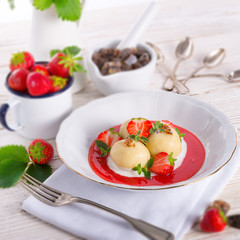  dumplings with strawberries