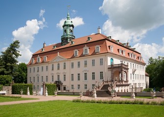 Fototapeta na wymiar Schloss Lichtenwalde 1
