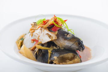 steam fish head