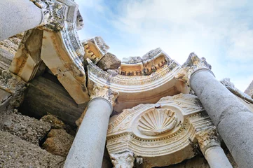 Photo sur Plexiglas Rudnes Beautiful view of ancient ruins in Side, Turkey