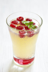 Limoncello raspberry cooler
