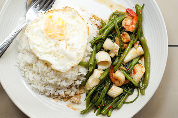 Thai cuisine : The morning glory spicy seafood