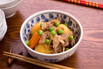 牛肉の肉じゃが