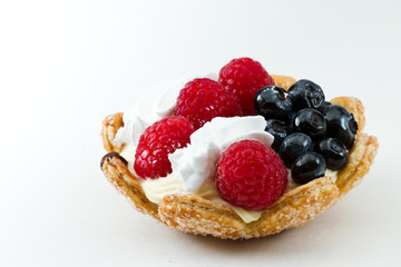 Fresh berry tart