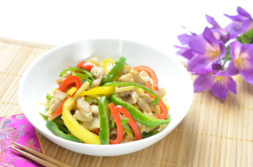 チンジャオロース