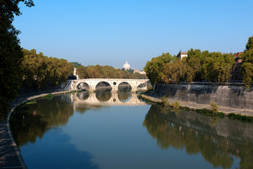 Fototapeta na wymiar Panoramic view of the Tibur river, Rome
