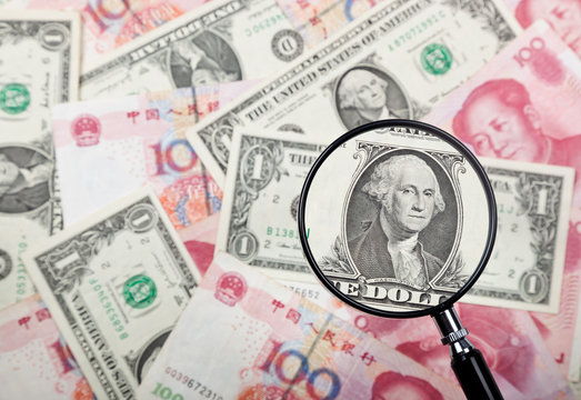 Focusing on US dollar note against US and Chinese currencies