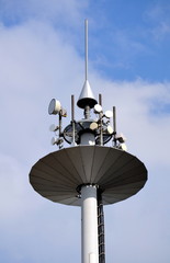 Wieża telekomunikacyjna - obrazy, fototapety, plakaty