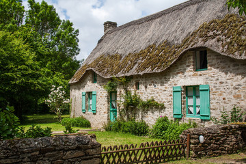 Chaumières bretonnes © guitou60