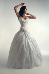 Fototapeta premium Luxury bride in form-fitting dress